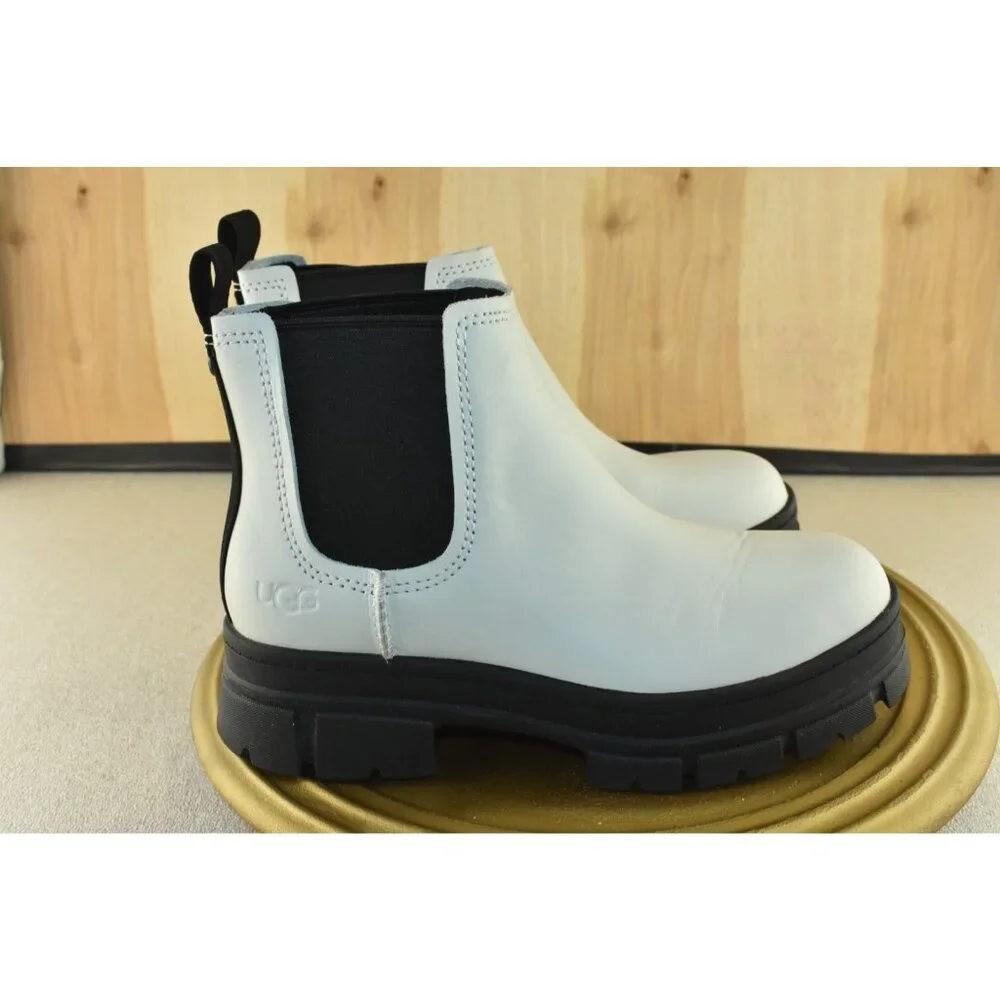UGG‎ Ashton Chelsea Women Boots Size 7.5 White Leather Platform Waterproof